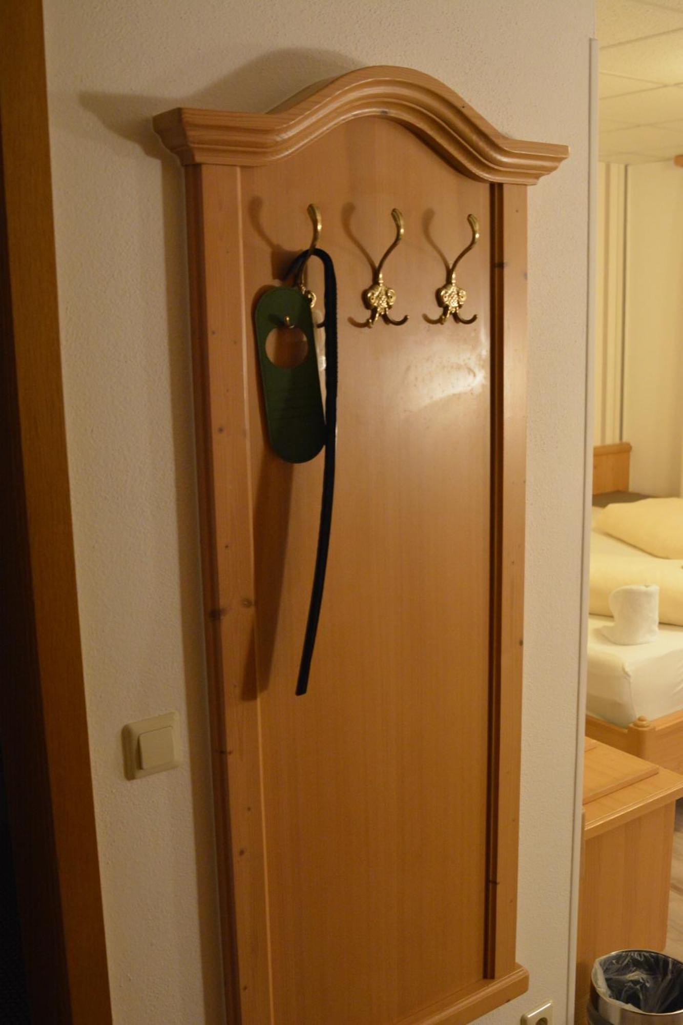 Hotel-Gasthof Zur Rose Weissenhorn Room photo